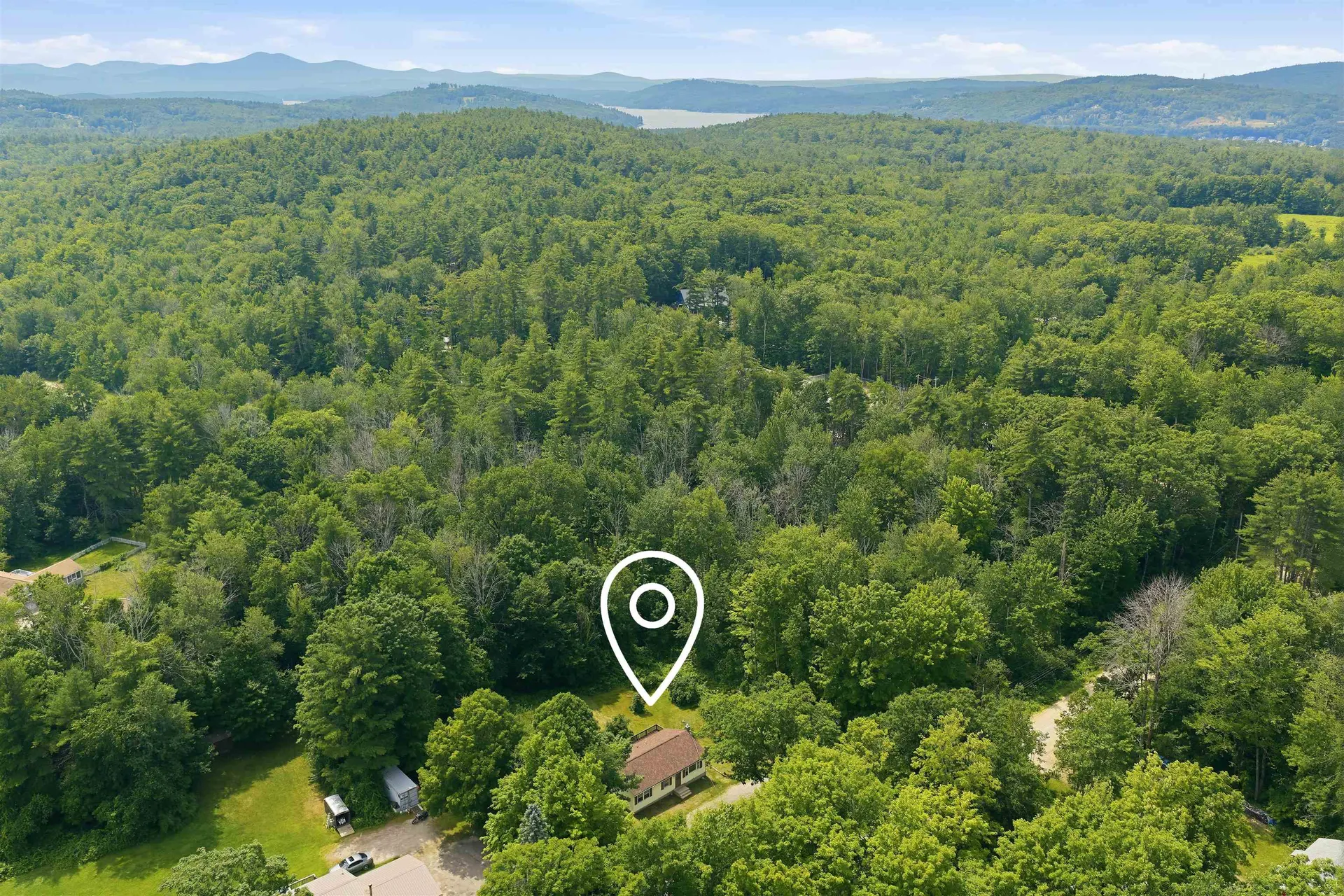 39 Old Center Harbor Road Meredith NH 03253