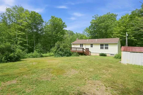 39 Old Center Harbor Road Meredith NH 03253