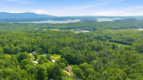 39 Old Center Harbor Road Meredith NH 03253