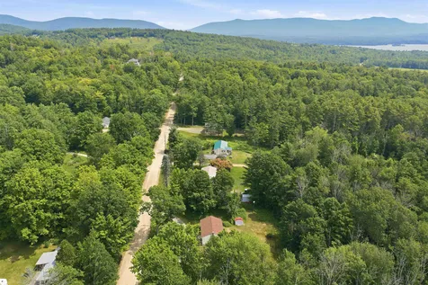 39 Old Center Harbor Road Meredith NH 03253