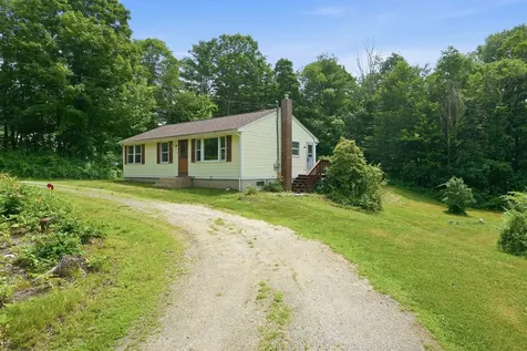 39 Old Center Harbor Road Meredith NH 03253