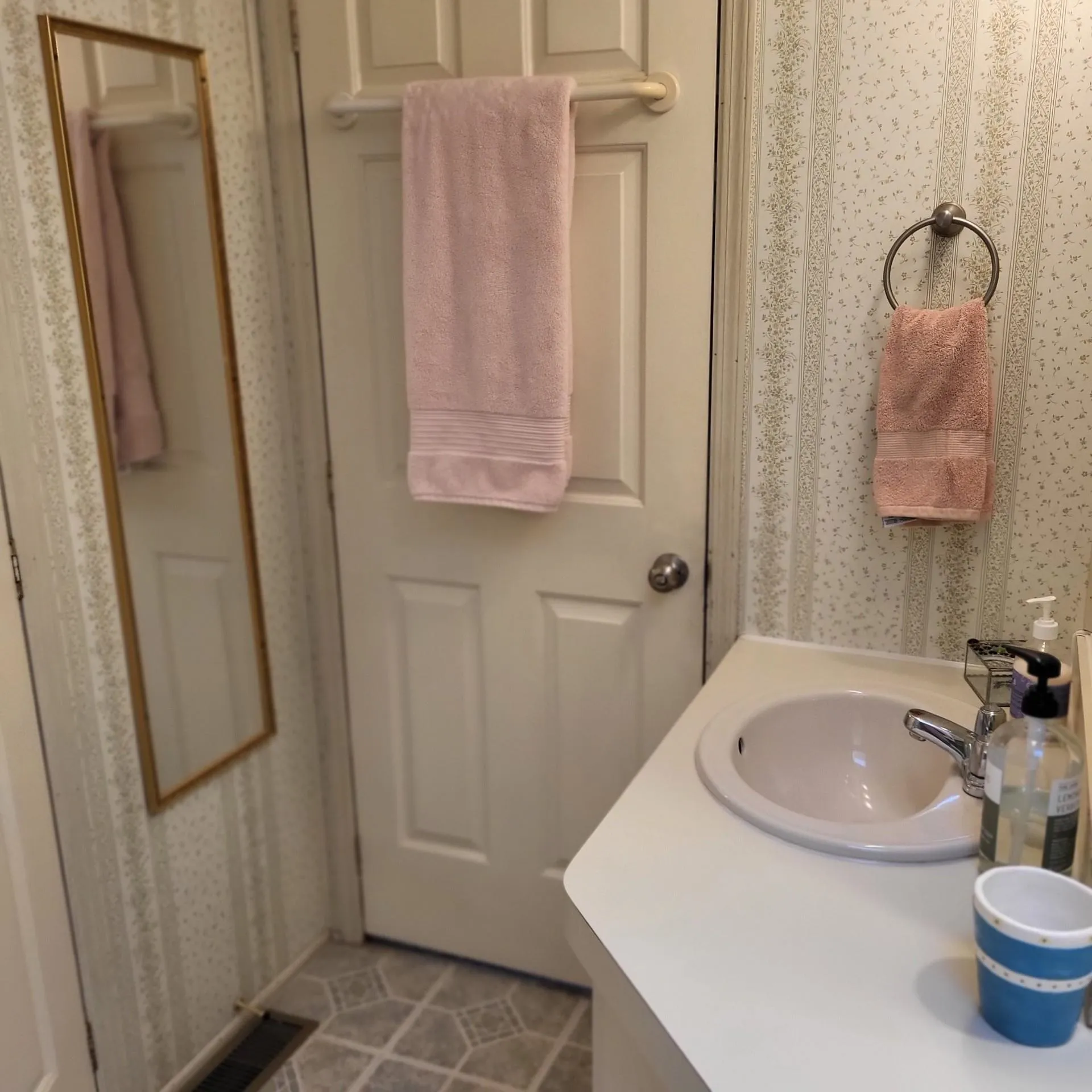 3 Bayberry Lane Wolfeboro NH 03894-4802