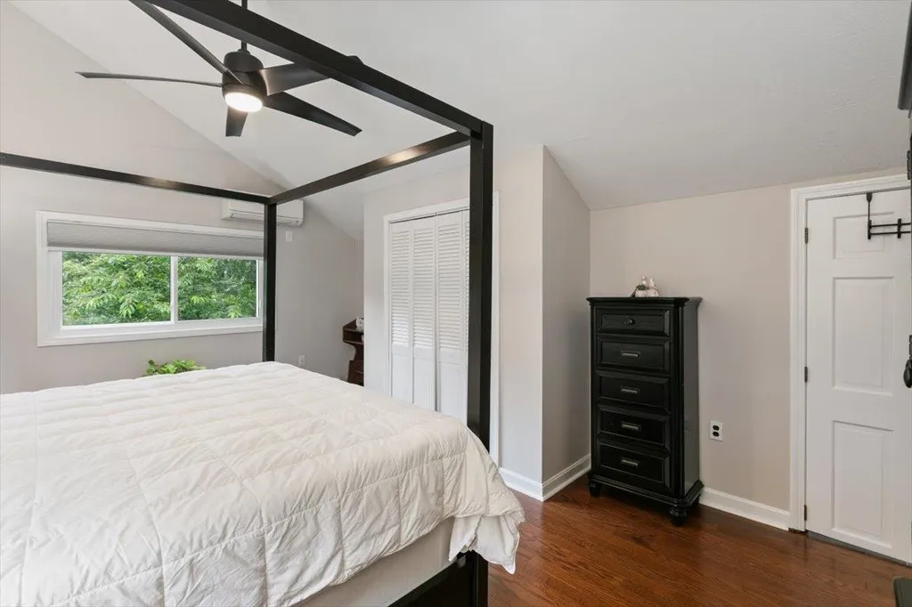 37 Pike Street Nashua NH 03060