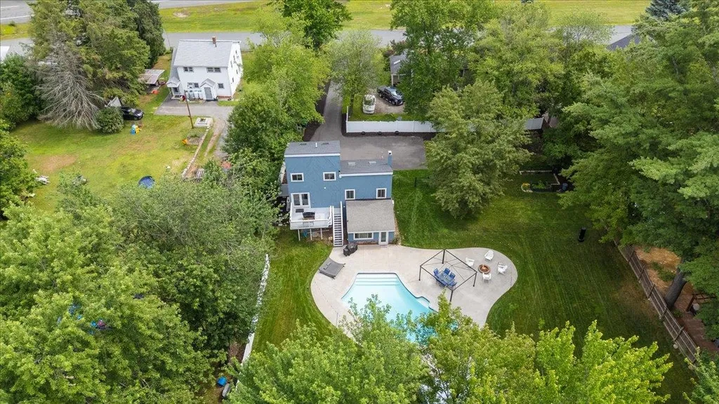 37 Pike Street Nashua NH 03060
