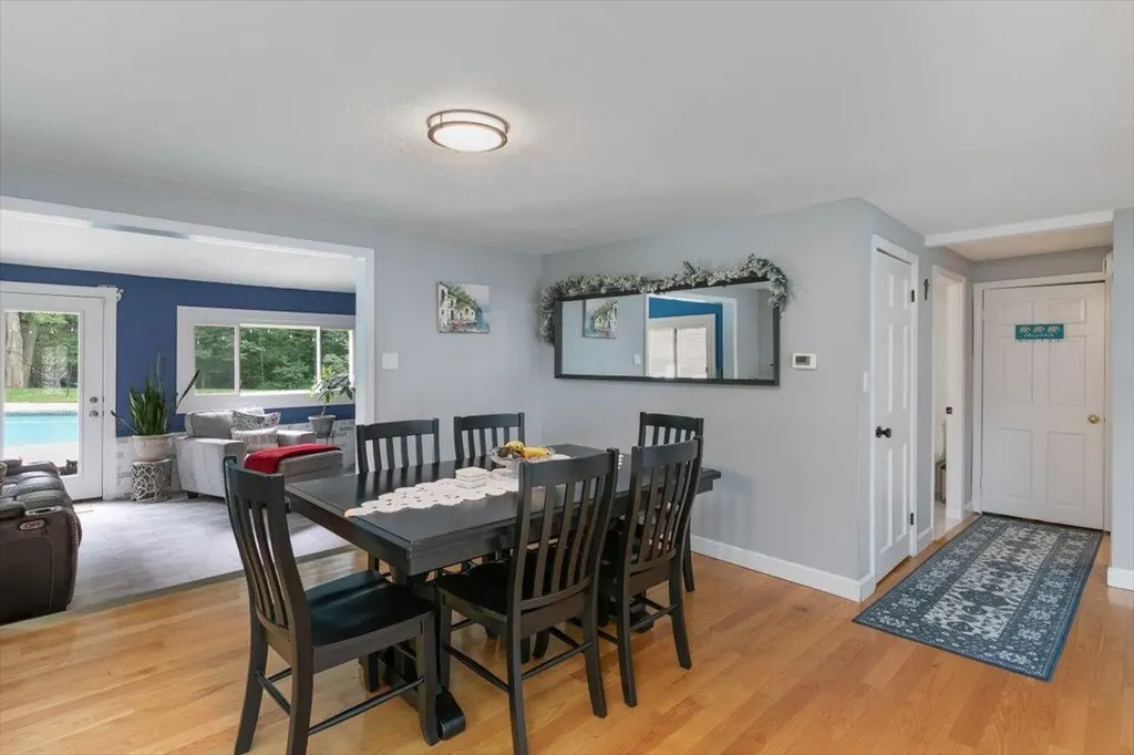 37 Pike Street Nashua NH 03060