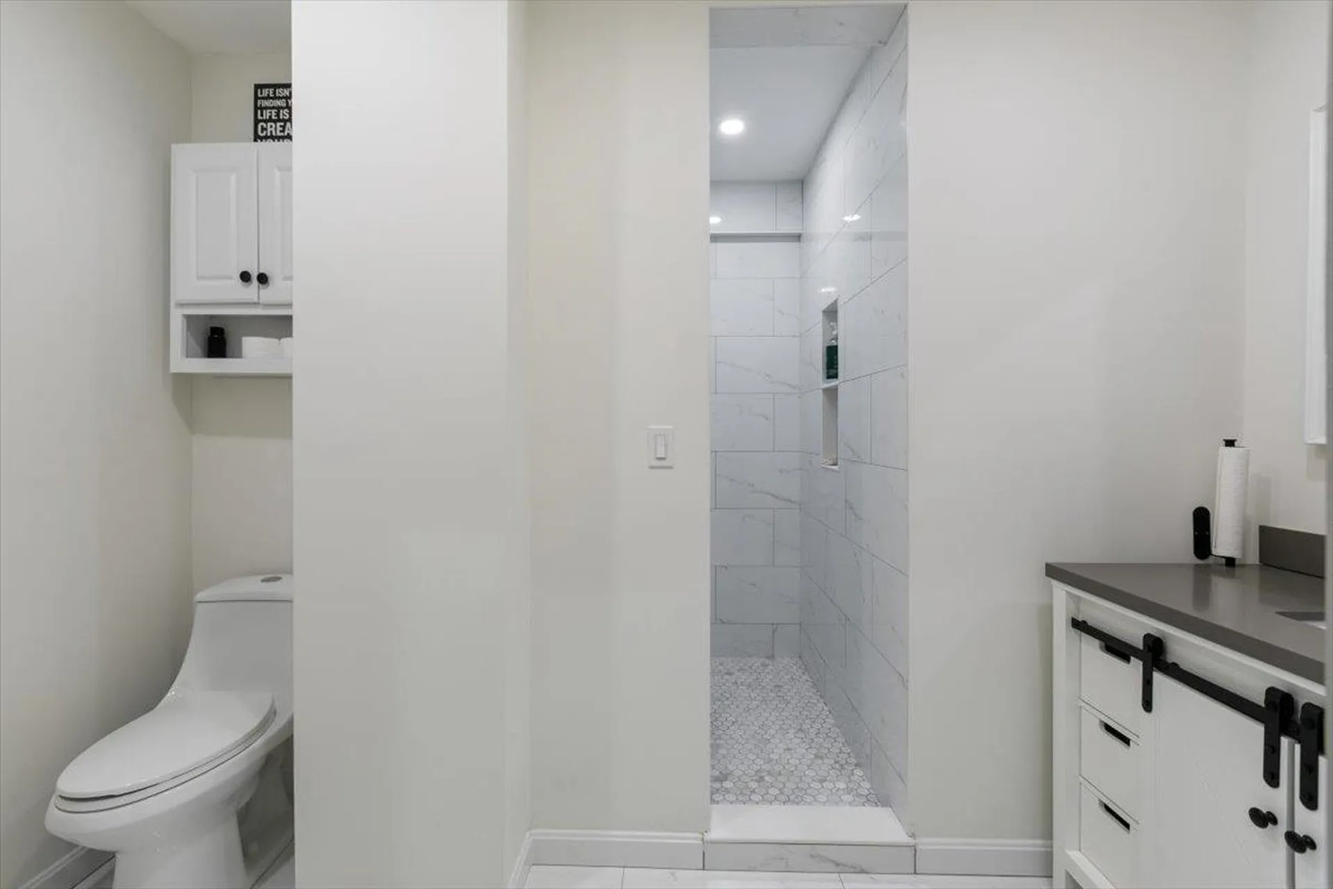 37 Pike Street Nashua NH 03060