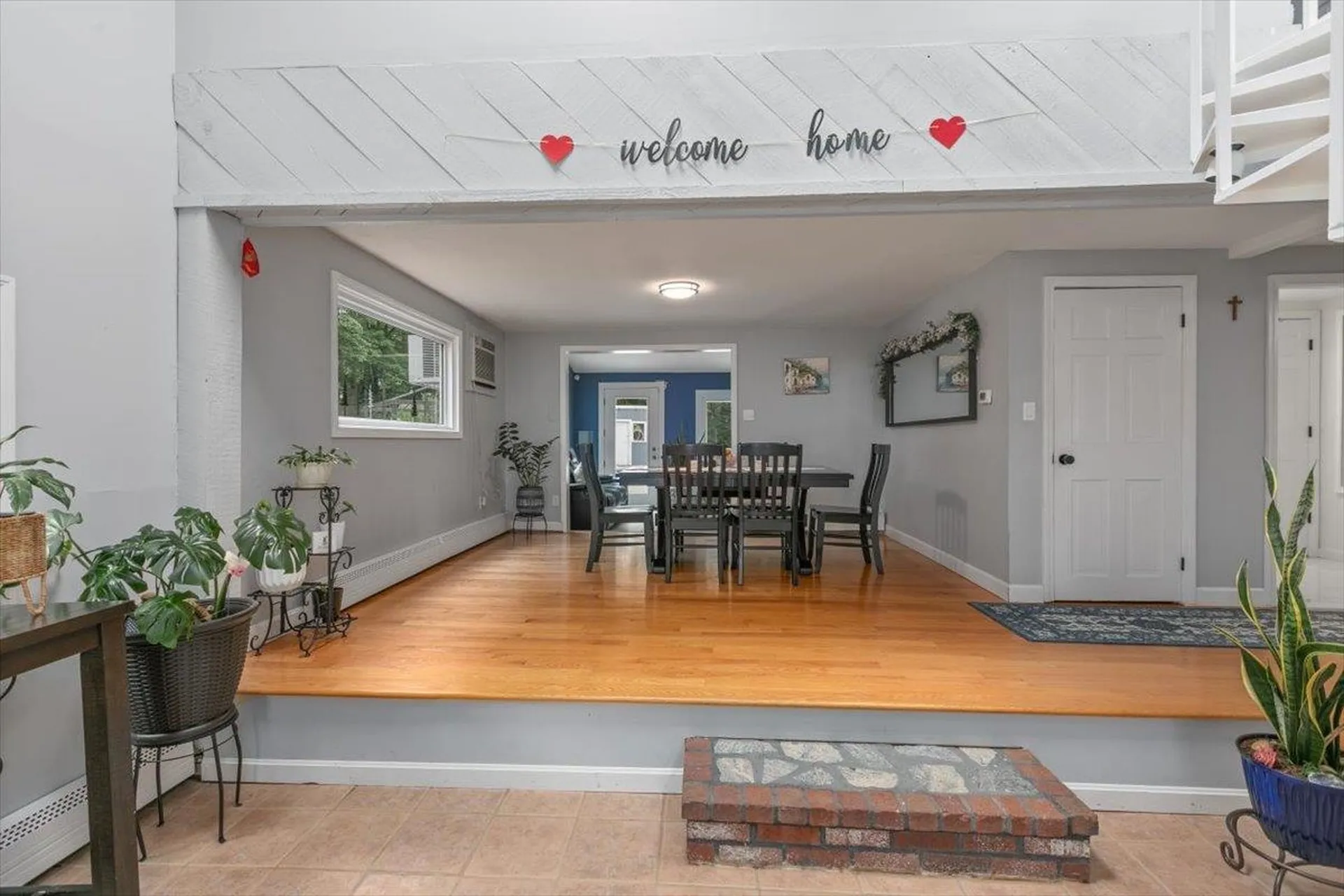 37 Pike Street Nashua NH 03060