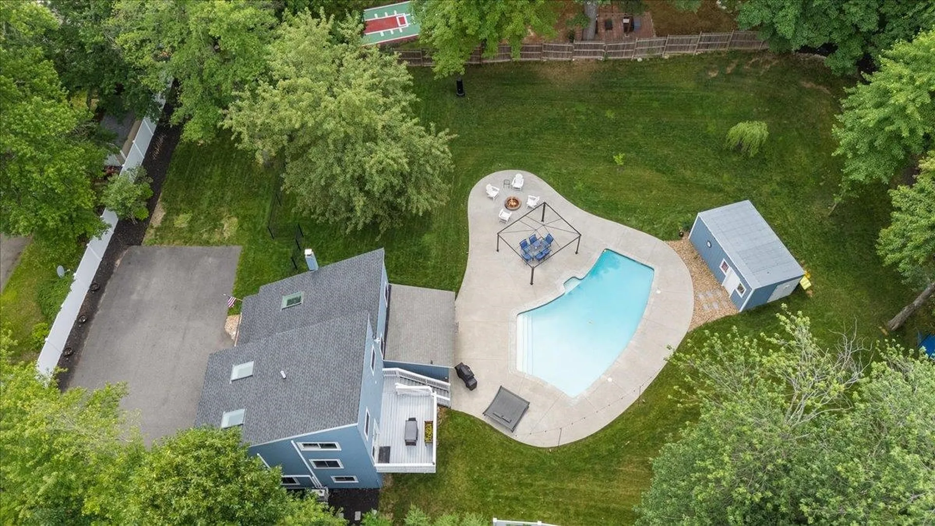 37 Pike Street Nashua NH 03060