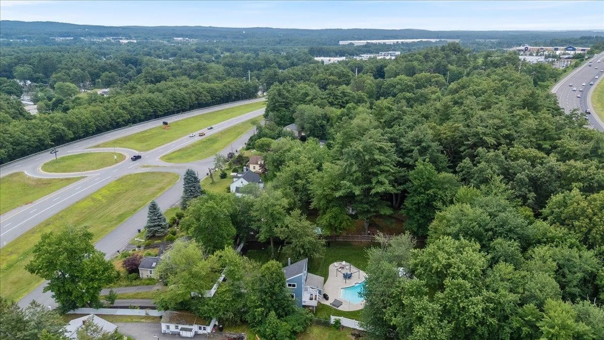 37 Pike Street Nashua NH 03060