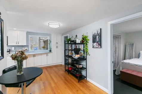 37 Pike Street Nashua NH 03060