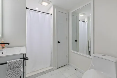 37 Pike Street Nashua NH 03060