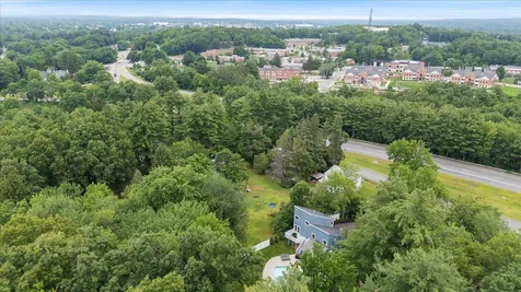 37 Pike Street Nashua NH 03060