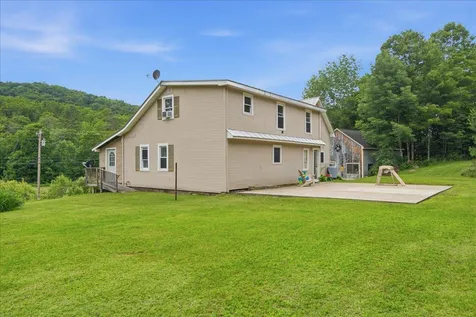 230 Vt Route 25 Topsham VT 05086