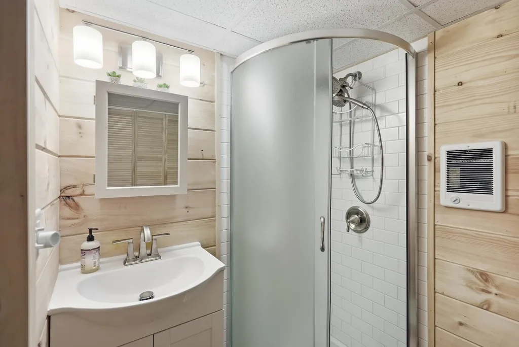 30 Drury Drive Essex Junction VT 05452