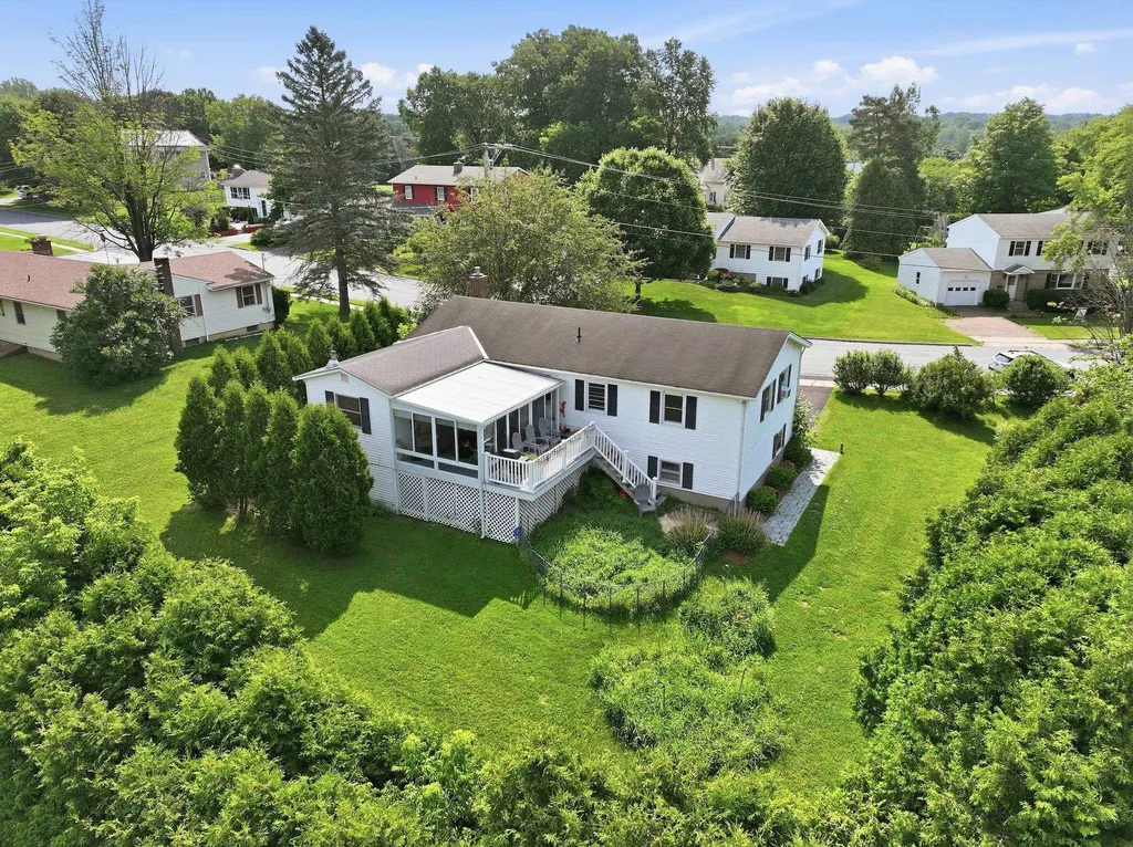 30 Drury Drive Essex Junction VT 05452