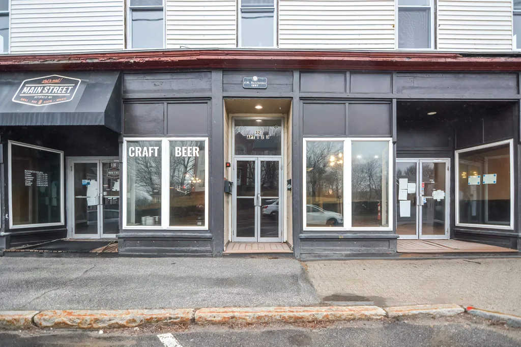 32 Main Street Pittsfield NH 03263