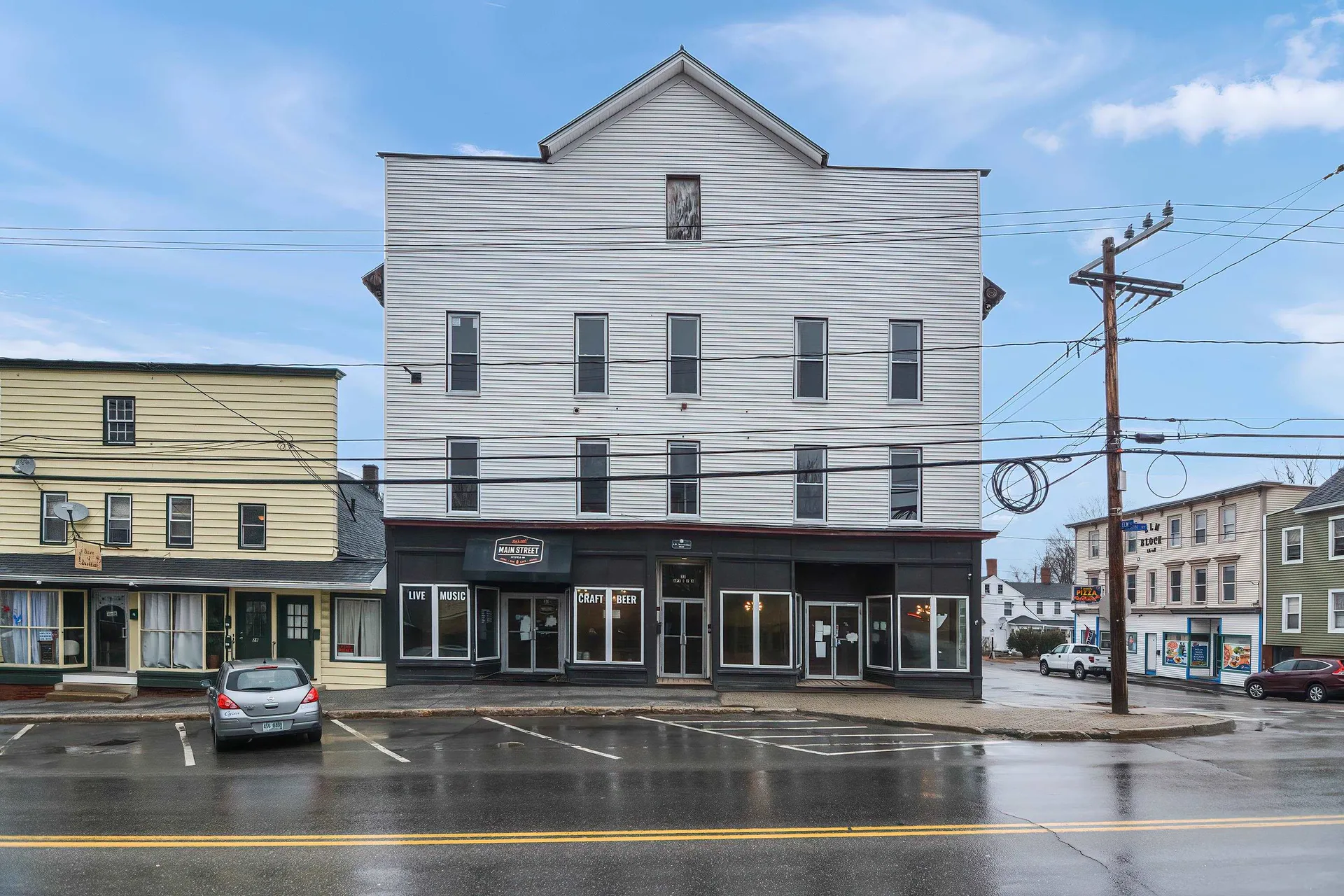 32 Main Street Pittsfield NH 03263