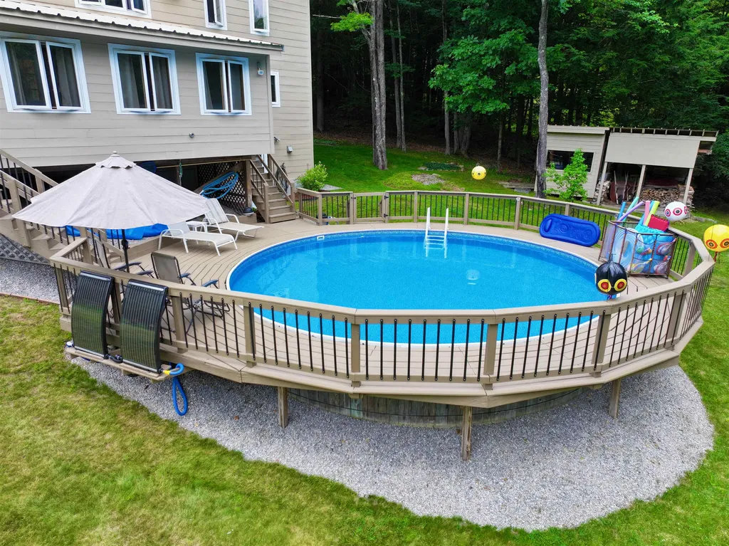 42 Thorndike Road Weare NH 03281