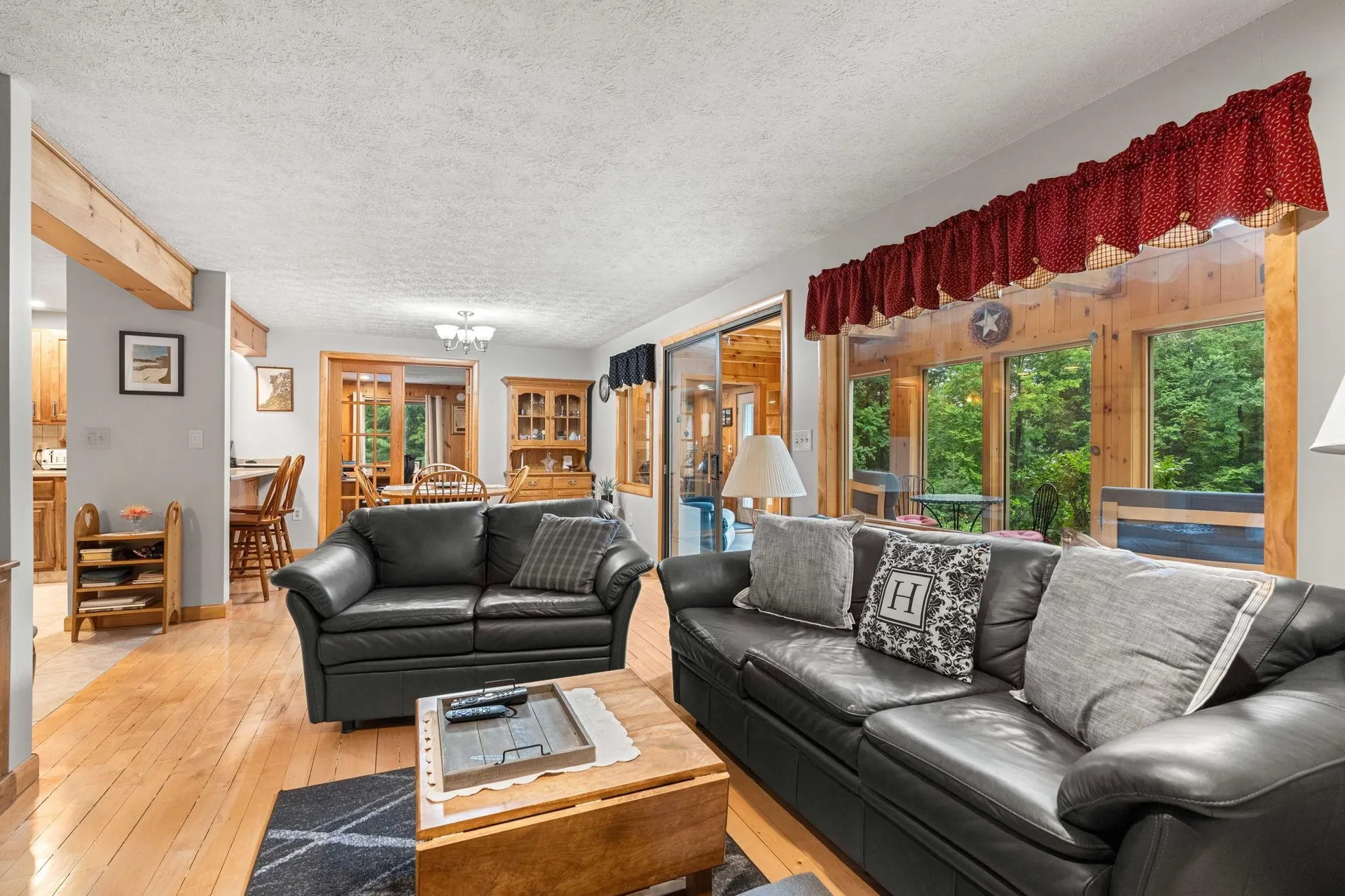 42 Thorndike Road Weare NH 03281