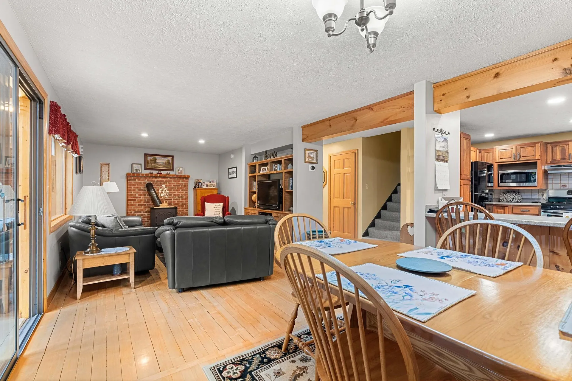 42 Thorndike Road Weare NH 03281