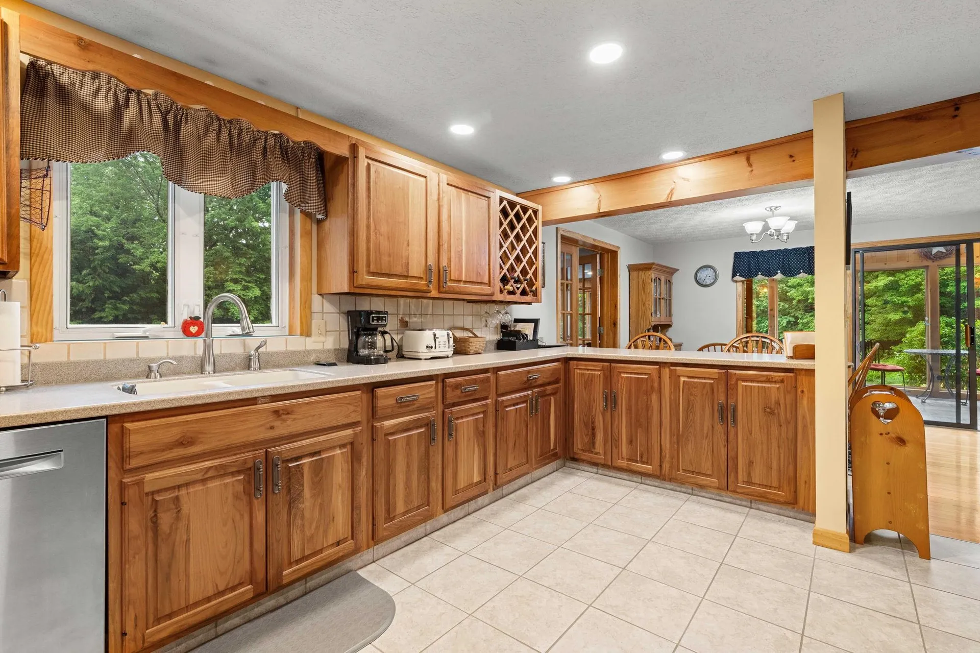 42 Thorndike Road Weare NH 03281