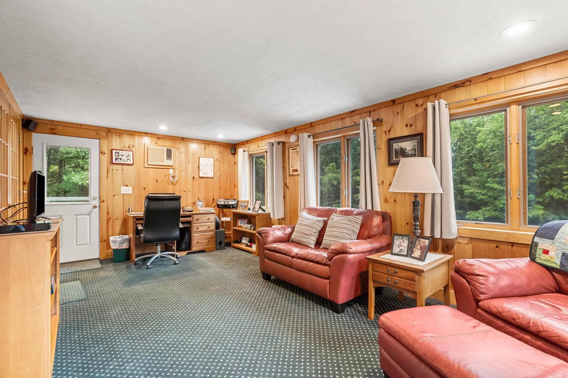 42 Thorndike Road Weare NH 03281
