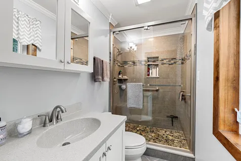 42 Thorndike Road Weare NH 03281