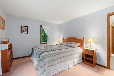 42 Thorndike Road Weare NH 03281