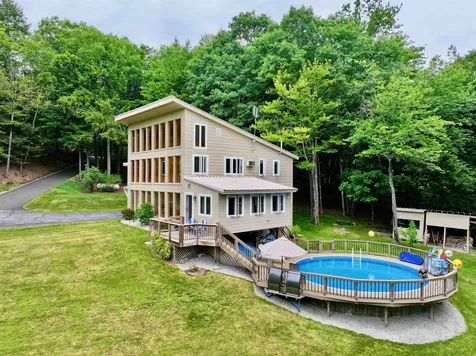 42 Thorndike Road Weare NH 03281