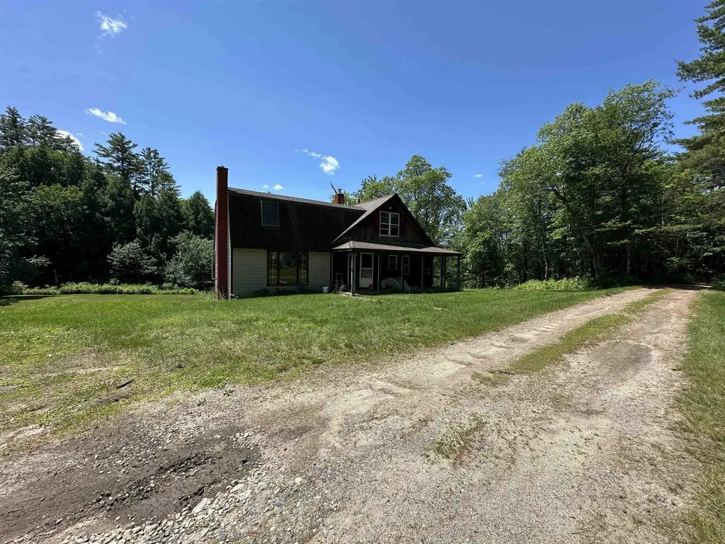 473 Main Street Grafton NH 03240-3418