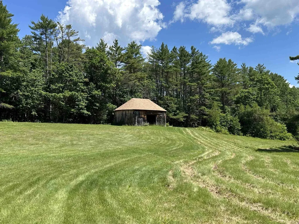 473 Main Street Grafton NH 03240-3418