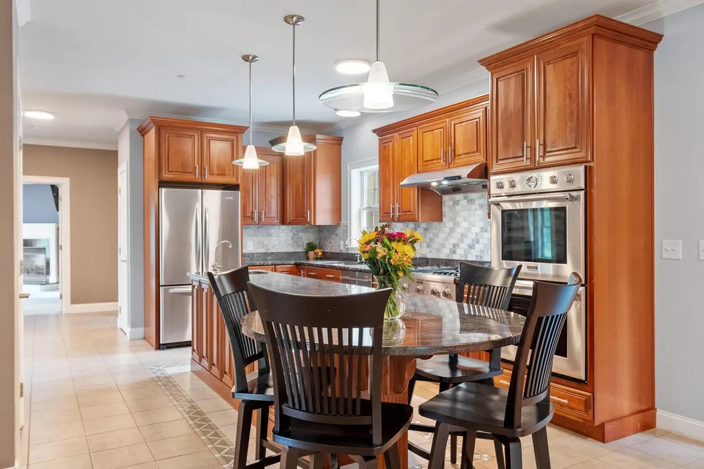 62 Monadnock Lane Peterborough NH 03458