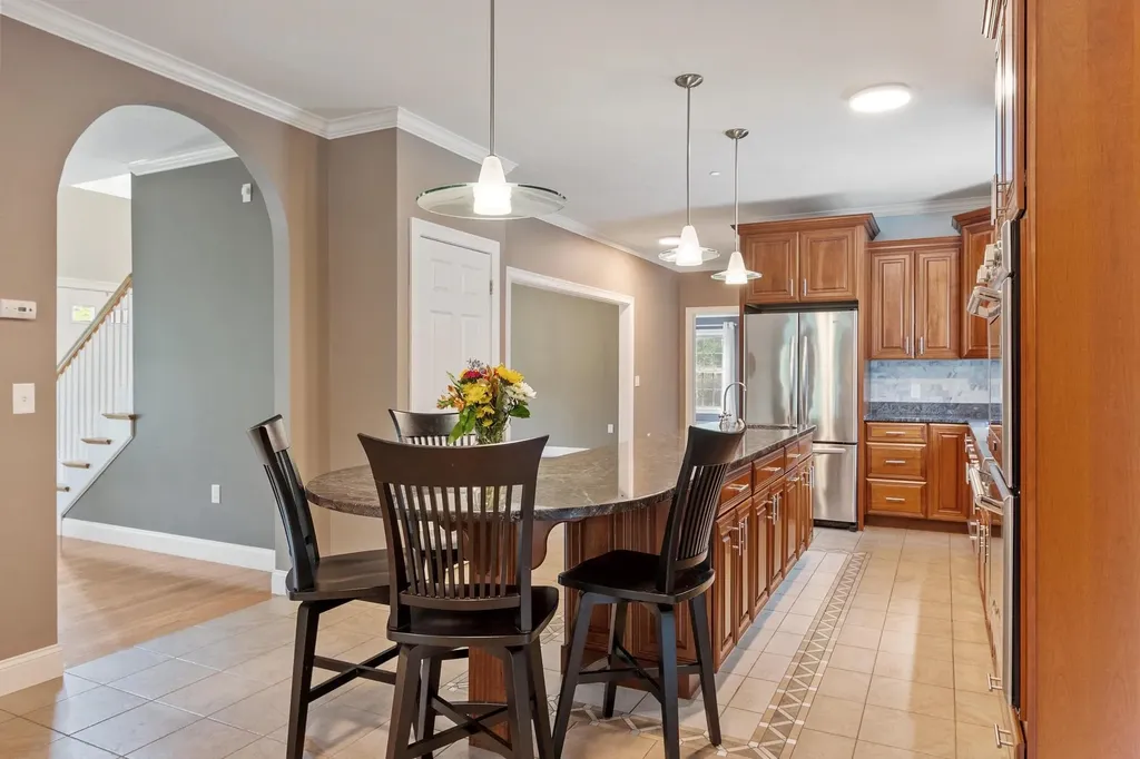 62 Monadnock Lane Peterborough NH 03458