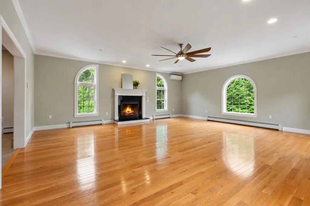 62 Monadnock Lane Peterborough NH 03458