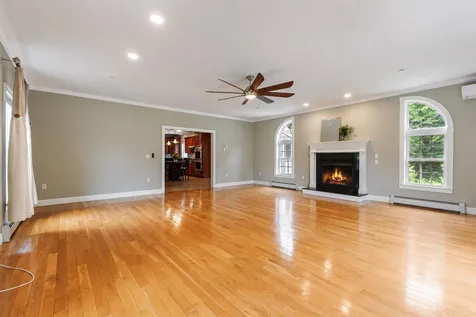 62 Monadnock Lane Peterborough NH 03458
