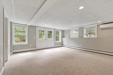 62 Monadnock Lane Peterborough NH 03458