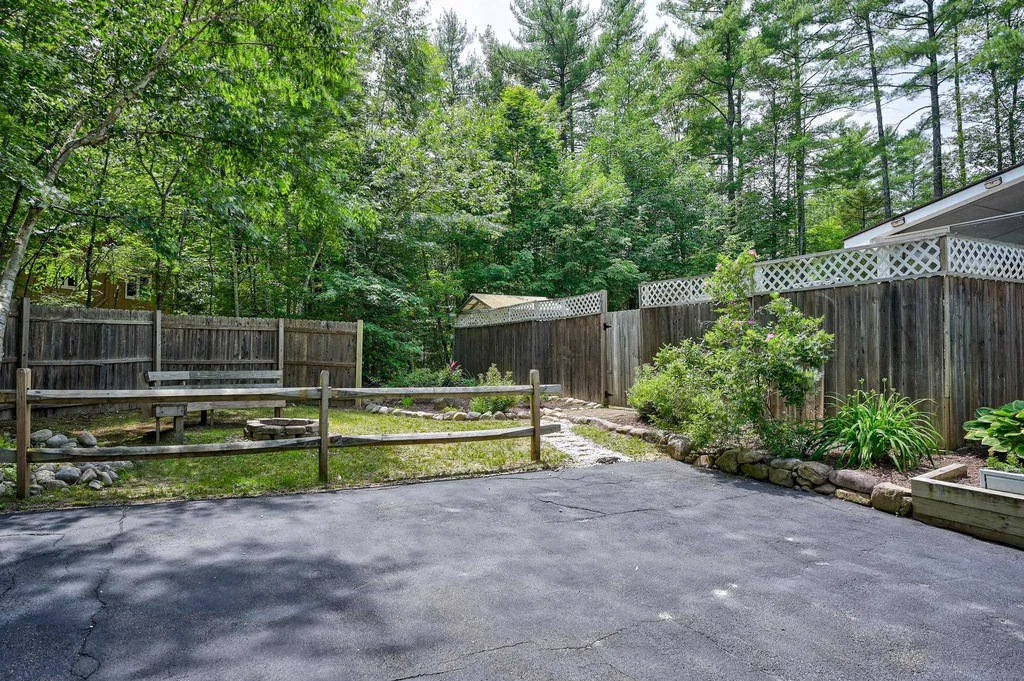 12 Tall Woods Loop Bartlett NH 03812