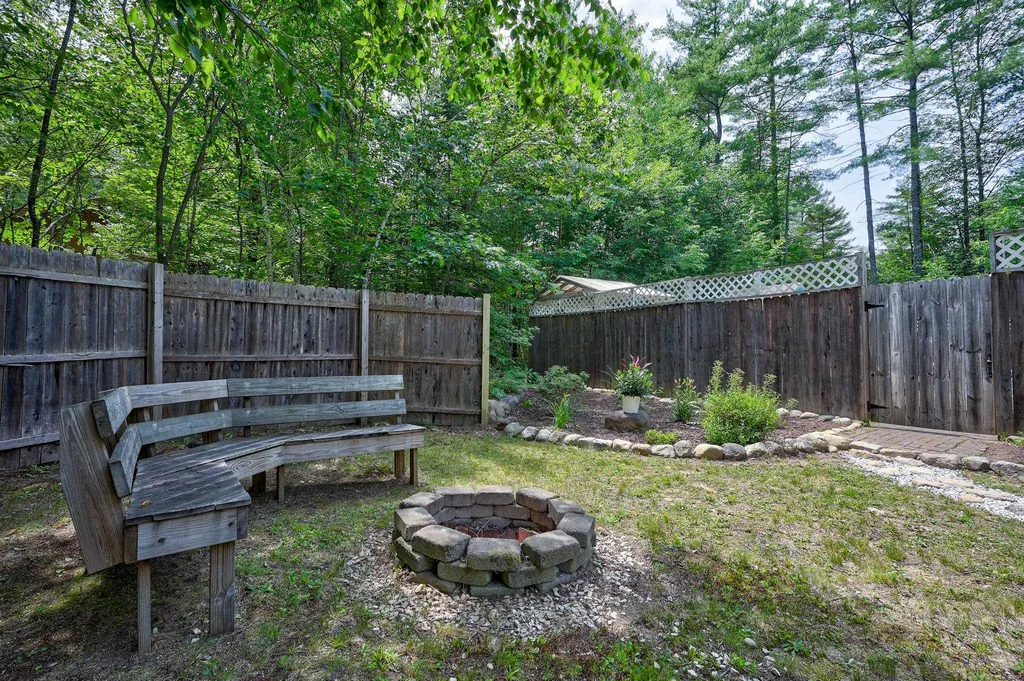 12 Tall Woods Loop Bartlett NH 03812