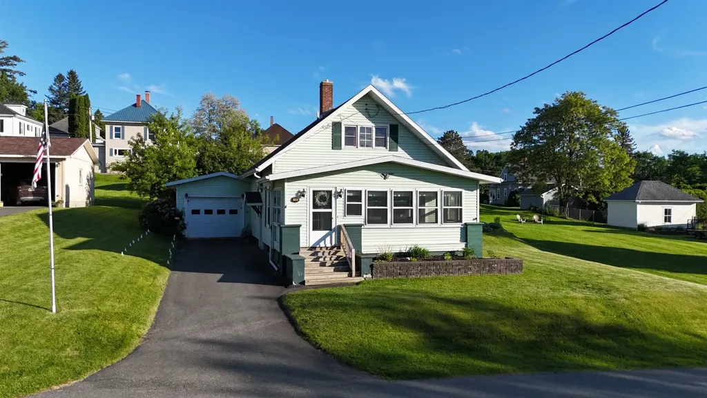 124 Herrick Street Newport City VT 05855