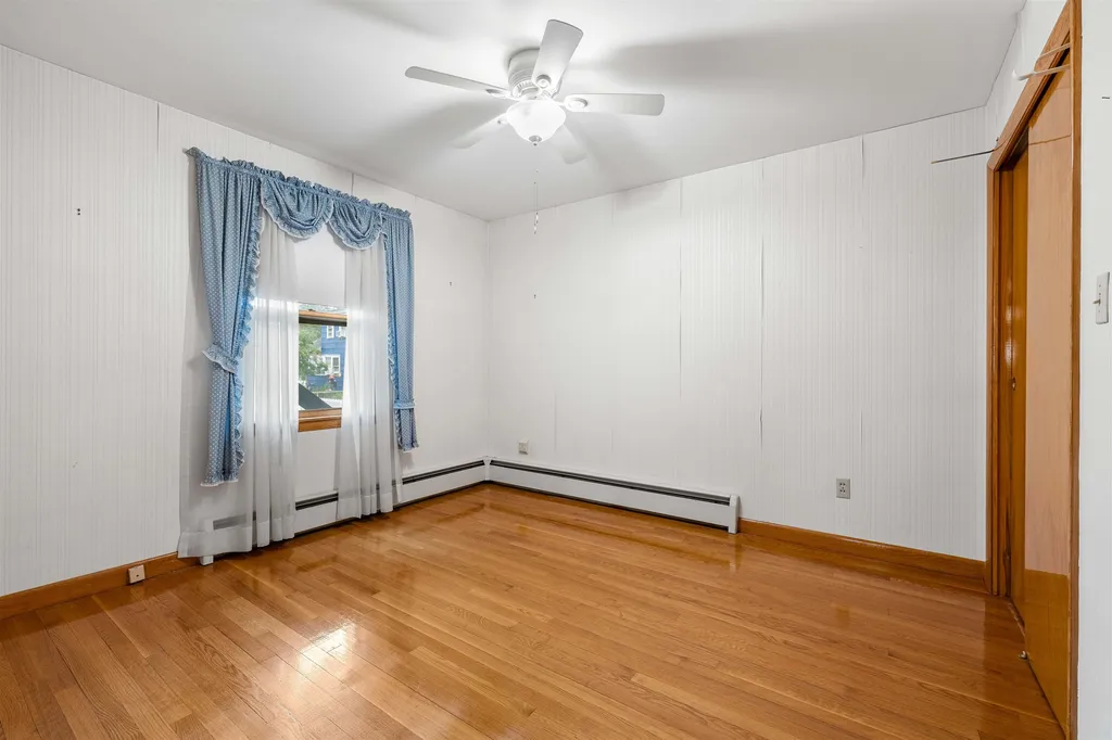 24 Plummer Street Goffstown NH 03102