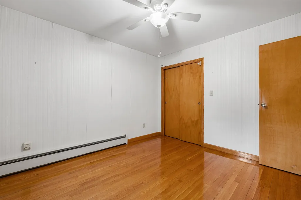 24 Plummer Street Goffstown NH 03102