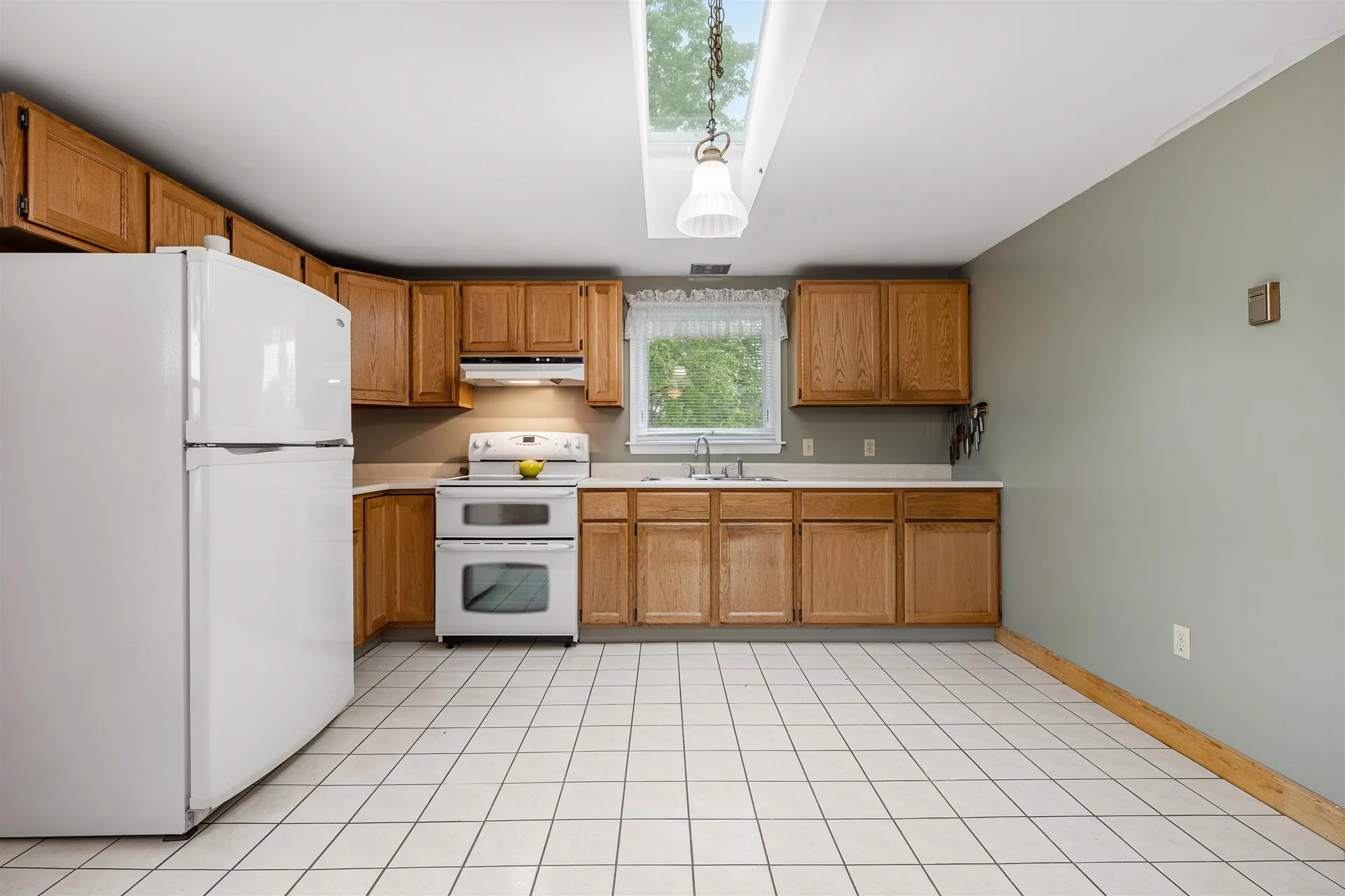 24 Plummer Street Goffstown NH 03102