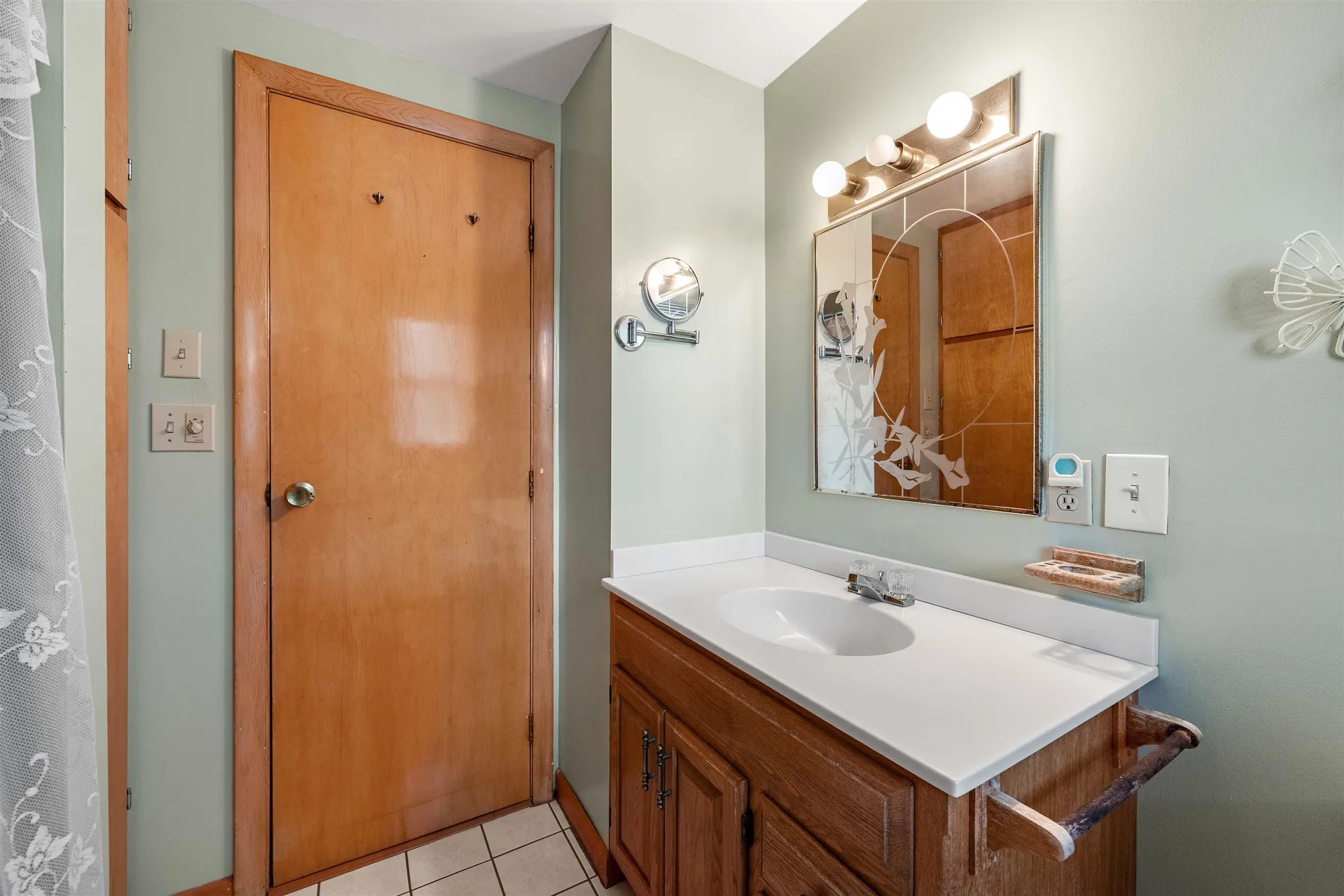 24 Plummer Street Goffstown NH 03102