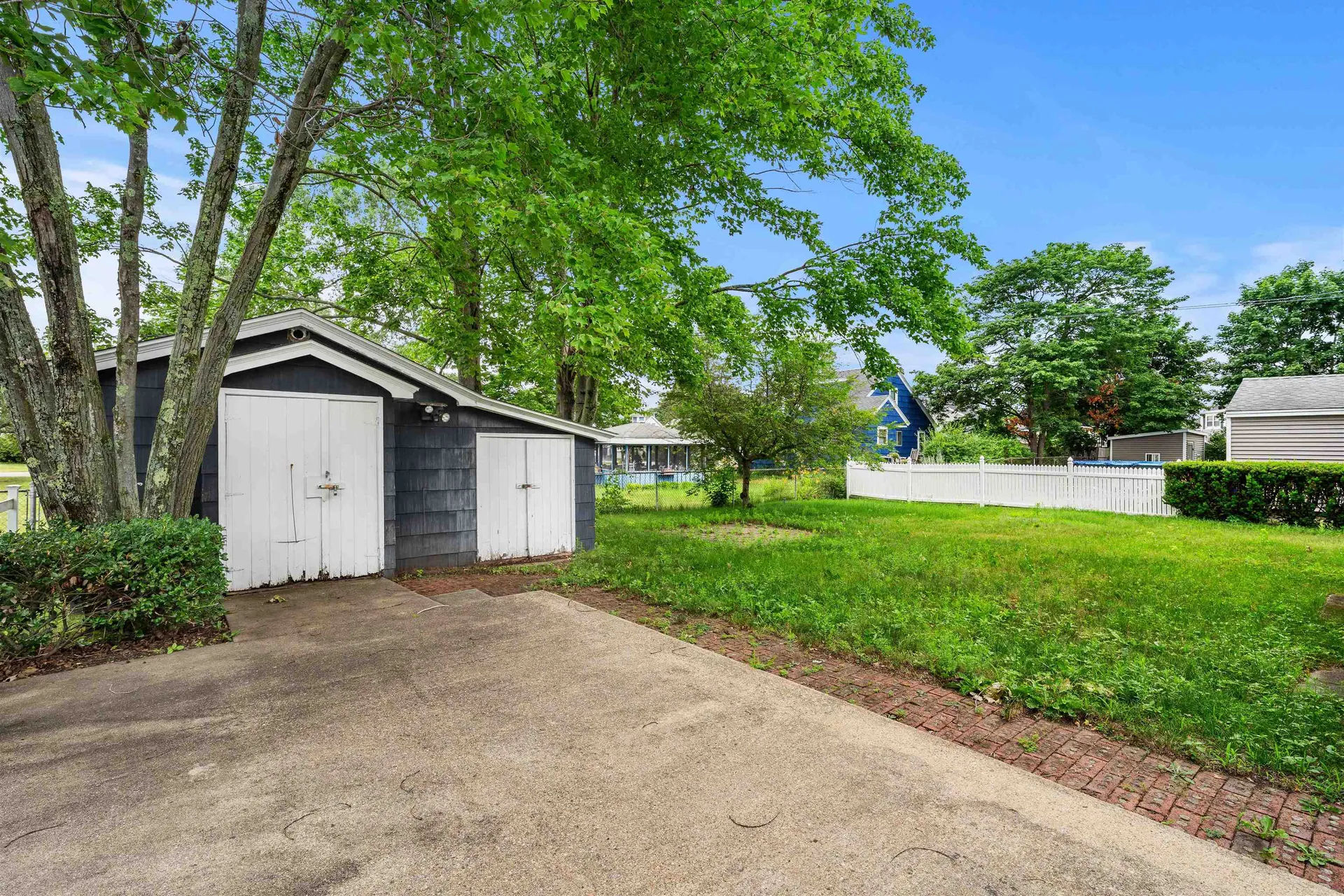 24 Plummer Street Goffstown NH 03102