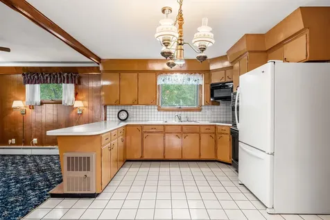 24 Plummer Street Goffstown NH 03102