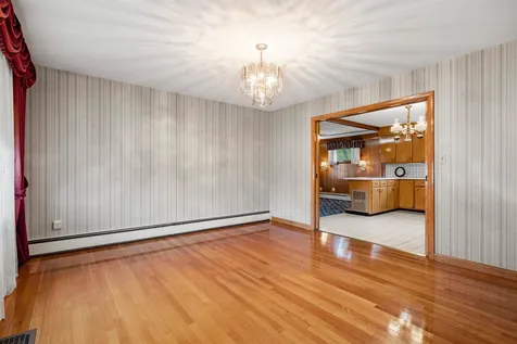 24 Plummer Street Goffstown NH 03102