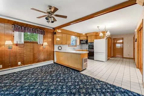 24 Plummer Street Goffstown NH 03102