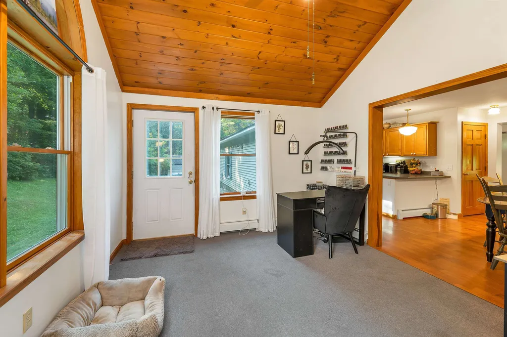 126 Pease Road Meredith NH 03253