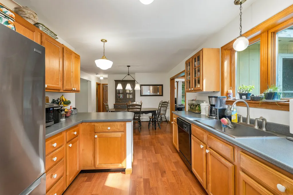126 Pease Road Meredith NH 03253