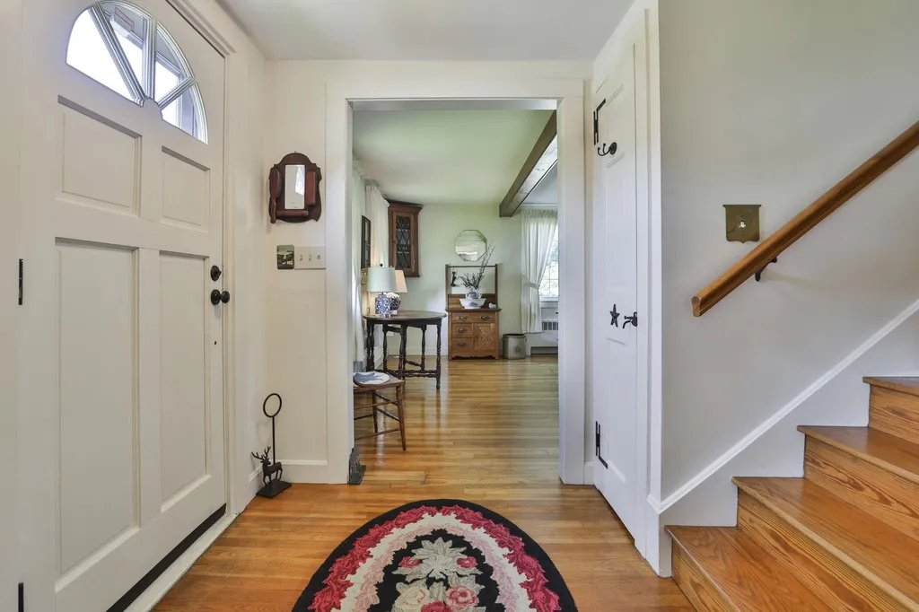 15 Hooker Street Nashua NH 03064